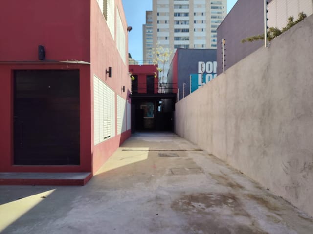 Galpão / Barracão com 596m², à venda ou para alugar, no bairro Vila Gertrudes em São Paulo