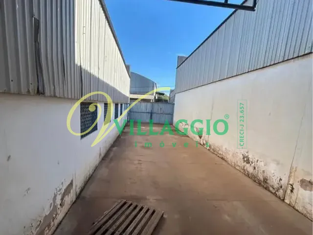 Galpão / Barracão com 1400m², para alugar, no bairro Vila Toninho em São José do Rio Preto