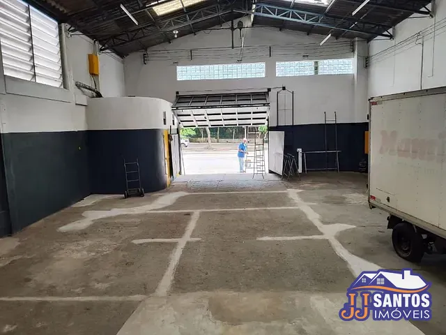 Galpão / Barracão com 600m², para alugar, no bairro Jardim Avelino em São Paulo