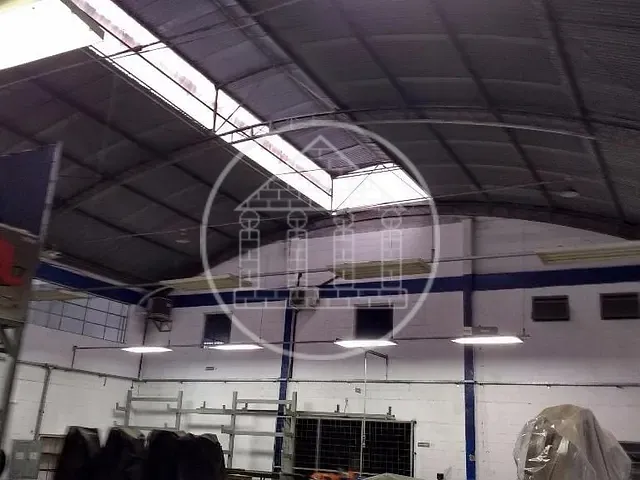 Galpão / Barracão com 702m², à venda, no bairro Vila Califórnia(Zona Sul) em São Paulo