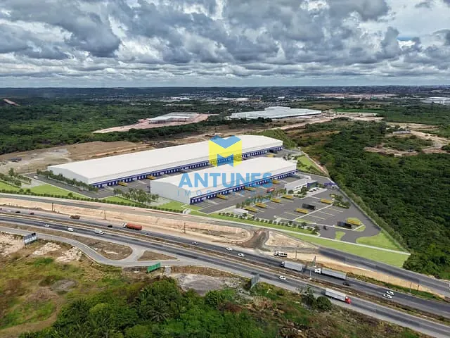 Galpão / Barracão com 1800m², para alugar, no bairro Prazeres em Jaboatão dos Guararapes