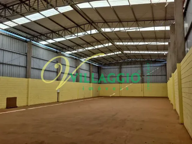 Galpão / Barracão com 1000m², para alugar, no bairro Chácara Recreio Parque do Sabiá (Zona Rural) em São José do Rio Preto