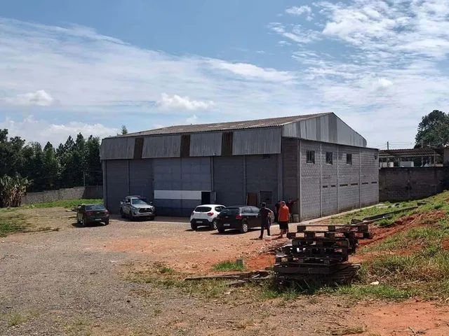 Galpão / Barracão com 3001m², à venda, no bairro Santana em Cotia