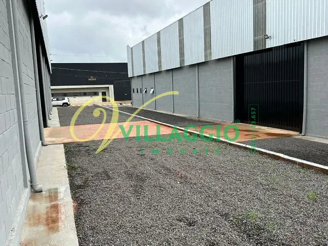 Galpão / Barracão com 1000m², para alugar, no bairro Distrito Industrial Doutor Carlos Arnaldo e Silva em São José do Rio Preto