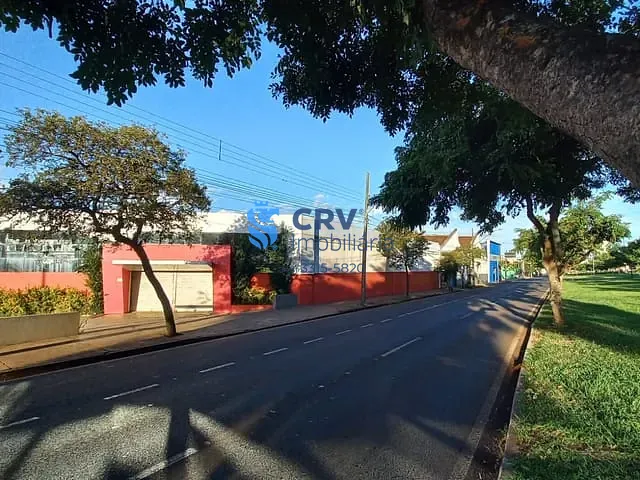 Galpão / Barracão com 3289m², à venda, no bairro Centro em Londrina