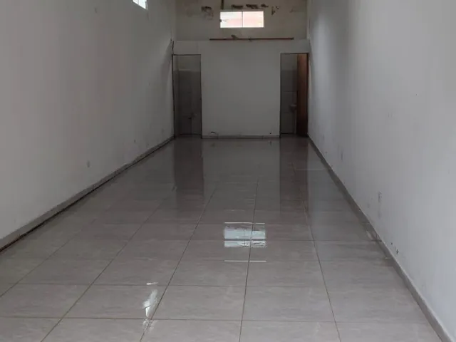 Galpão / Barracão para alugar, no bairro Centro (Caucaia do Alto) em Cotia