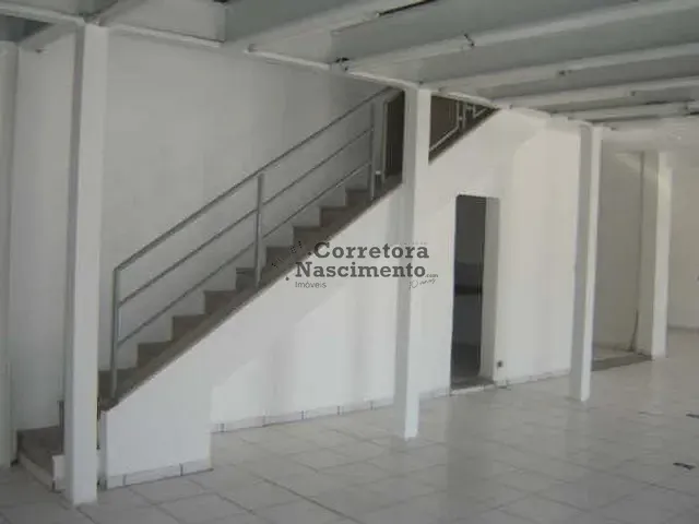 Galpão / Barracão com 600m², à venda, no bairro Vila Nair em São José dos Campos