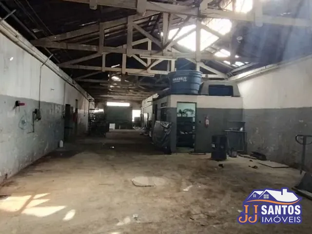Galpão / Barracão com 1200m², à venda ou para alugar, no bairro Cambuci em São Paulo