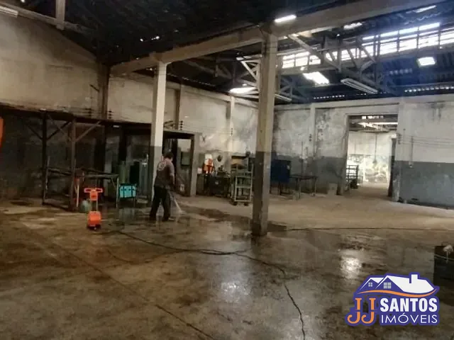 Galpão / Barracão com 1200m², à venda ou para alugar, no bairro Cambuci em São Paulo