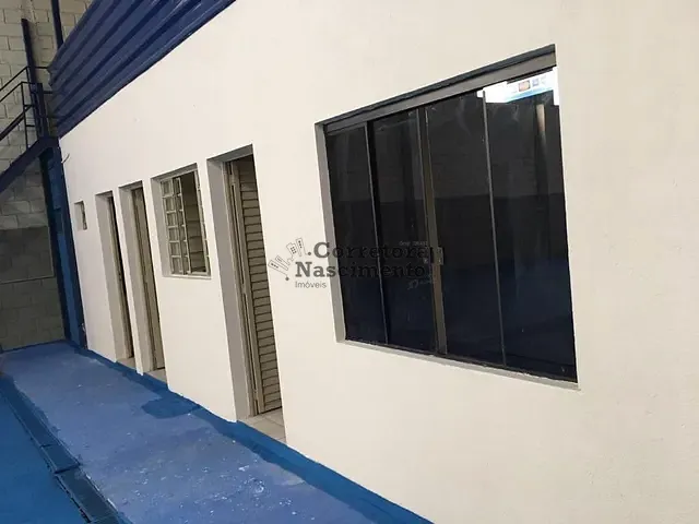 Galpão / Barracão com 400m², para alugar, no bairro Jardim Santa Júlia em São José dos Campos
