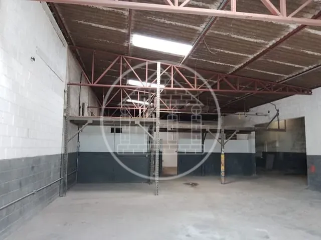 Galpão / Barracão com 1250m², à venda, no bairro Vila Friburgo em São Paulo