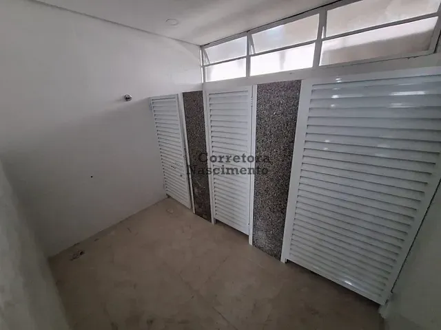 Galpão / Barracão com 2085m², para alugar, no bairro Jardim Pereira do Amparo em Jacareí