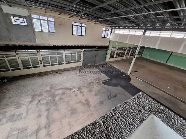 Galpão / Barracão com 2085m², para alugar, no bairro Jardim Pereira do Amparo em Jacareí