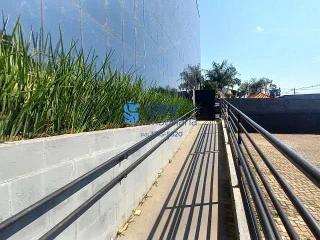 Galpão / Barracão com 3075m², à venda ou para alugar, no bairro Santa Izabel em Londrina