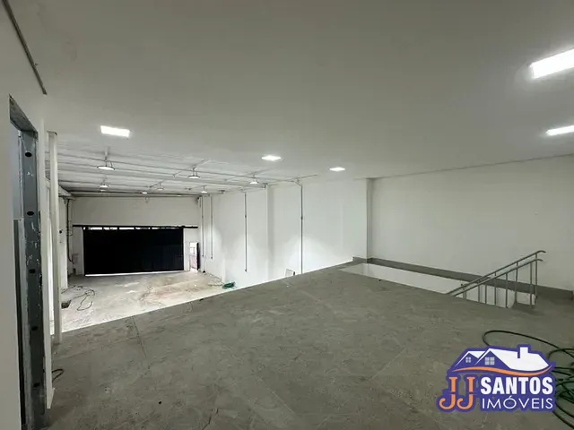 Galpão / Barracão com 212m², para alugar, no bairro Mooca em São Paulo