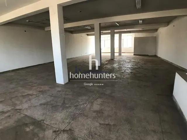Galpão / Barracão com 322m², para alugar, no bairro Botafogo em Campinas