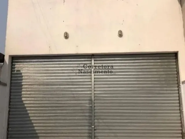 Galpão / Barracão com 150m², para alugar, no bairro Vila Pinheiro em Jacareí