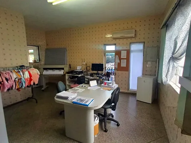 Galpão / Barracão com 1322m², à venda, no bairro Jardim Esper em Jacareí