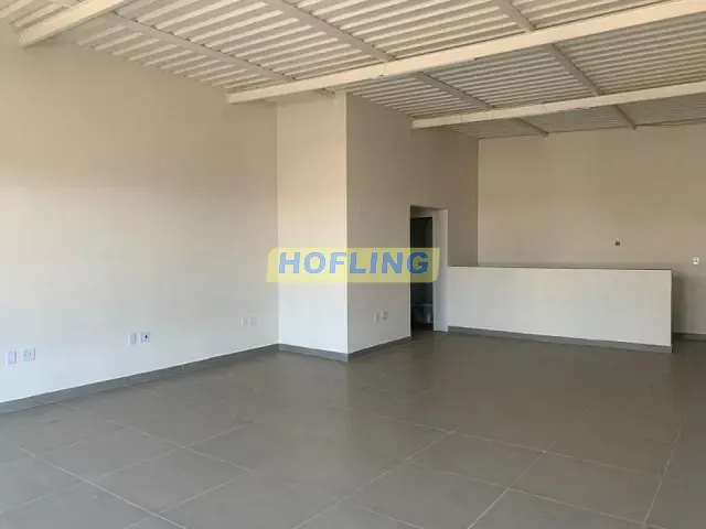 Galpão / Barracão com 69m², para alugar, no bairro Vila Paulista em Rio Claro