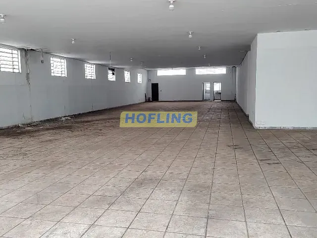 Galpão / Barracão com 597m², para alugar, no bairro Estádio em Rio Claro