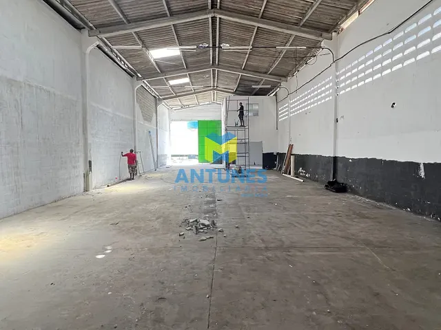 Galpão / Barracão com 345m², para alugar, no bairro Piedade em Jaboatão dos Guararapes