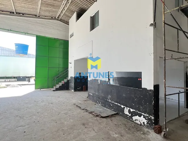 Galpão / Barracão com 345m², para alugar, no bairro Piedade em Jaboatão dos Guararapes