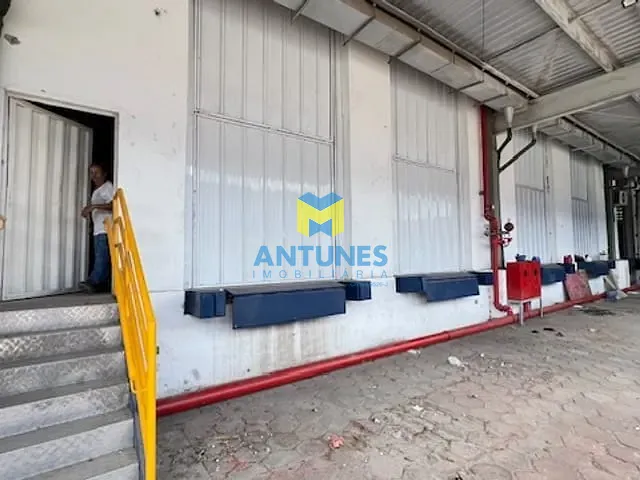 Galpão / Barracão com 1575m², para alugar, no bairro Prazeres em Jaboatão dos Guararapes