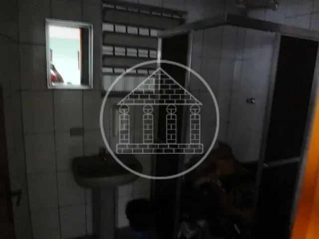 Galpão / Barracão com 250m², à venda, no bairro Jardim das Flores em São Paulo