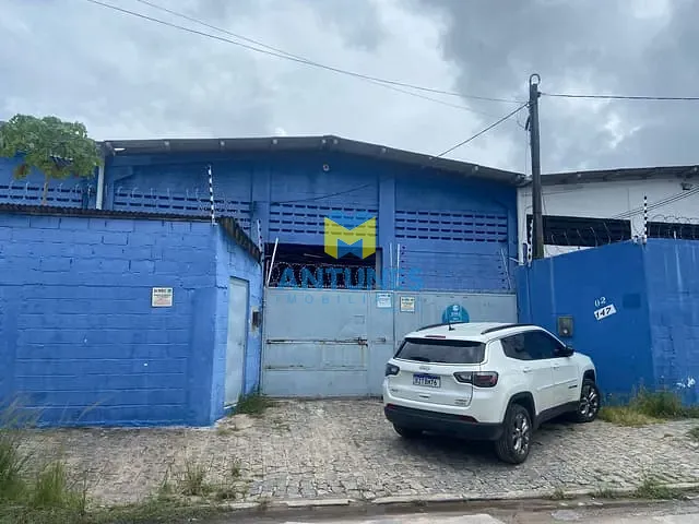 Galpão / Barracão com 450m², para alugar, no bairro Imbiribeira em Recife