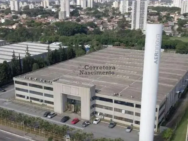 Galpão / Barracão com 21100m², para alugar, no bairro Jardim Satélite em São José dos Campos