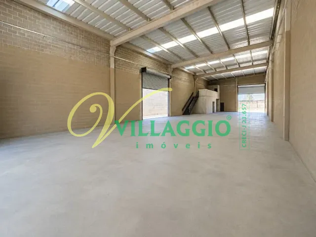 Galpão / Barracão com 3500m², para alugar, no bairro Distrito Industrial Doutor Carlos Arnaldo e Silva em São José do Rio Preto