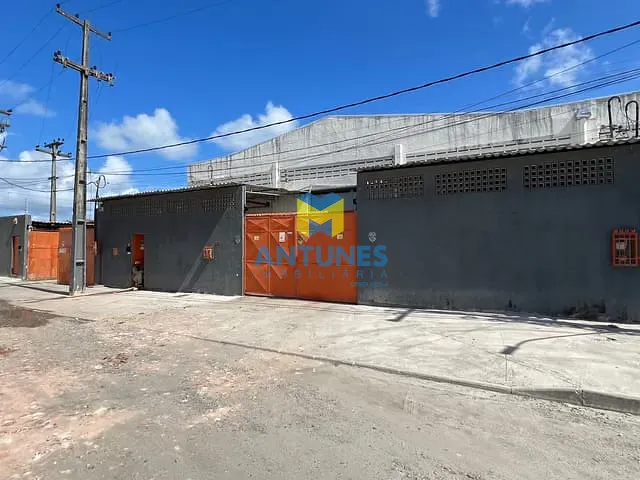 Galpão / Barracão com 600m², para alugar, no bairro Boa Viagem em Recife