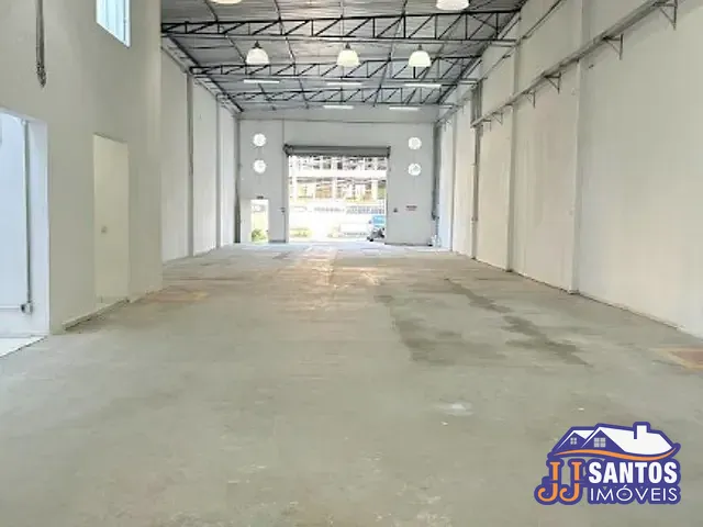 Galpão / Barracão com 645m², para alugar, no bairro Vila Prudente em São Paulo