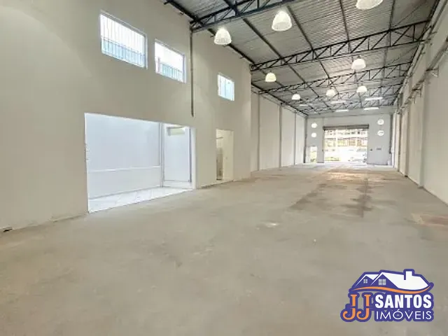 Galpão / Barracão com 645m², para alugar, no bairro Vila Prudente em São Paulo