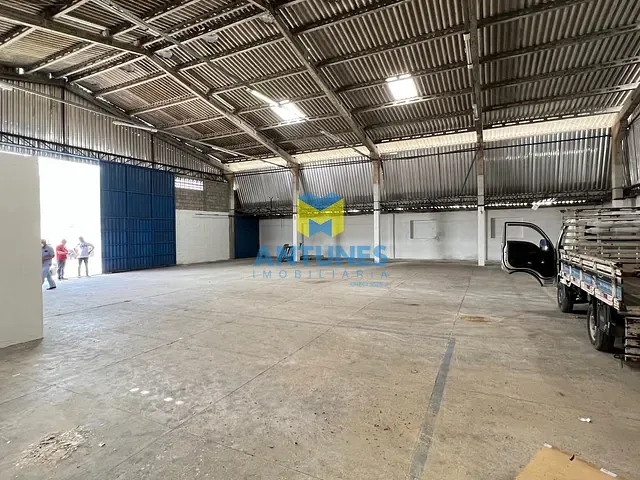 Galpão / Barracão com 520m², para alugar, no bairro Imbiribeira em Recife