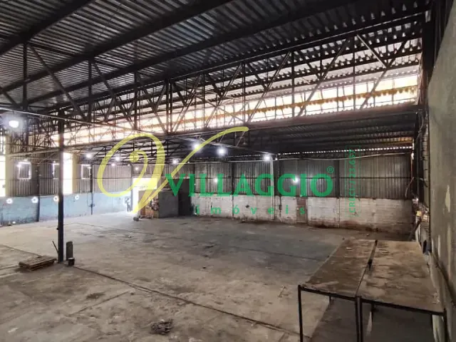 Galpão / Barracão com 1700m², à venda ou para alugar, no bairro Centenário da Emancipação em São José do Rio Preto