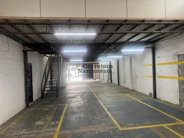 Galpão / Barracão com 500m², para alugar, no bairro Chácaras Reunidas em São José dos Campos