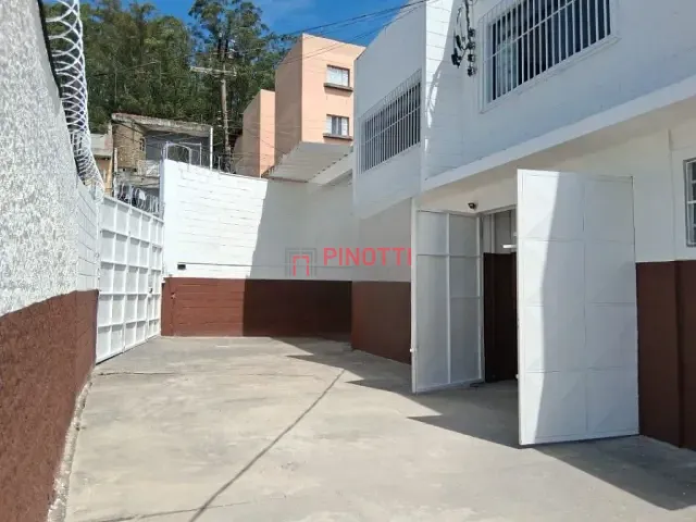 Galpão / Barracão para alugar, no bairro Nova Petrópolis em São Bernardo do Campo
