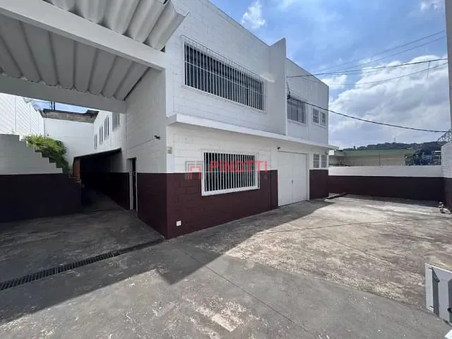 Galpão / Barracão para alugar, no bairro Nova Petrópolis em São Bernardo do Campo
