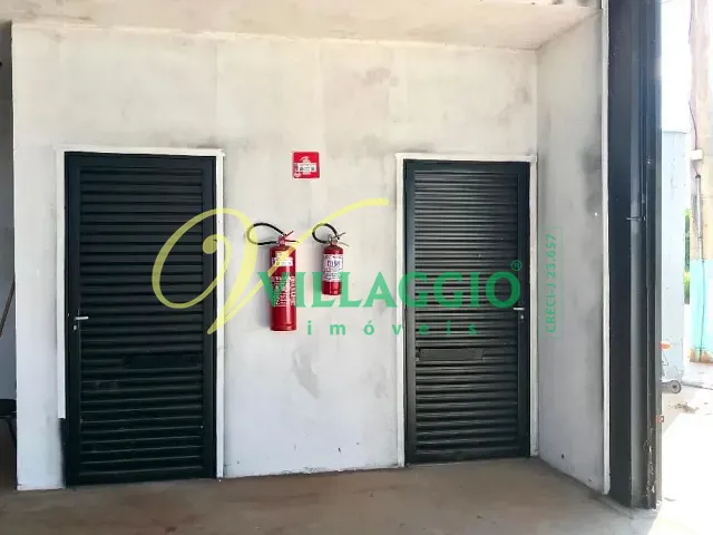 Galpão / Barracão com 200m², para alugar, no bairro Jardim Alto Alegre em São José do Rio Preto