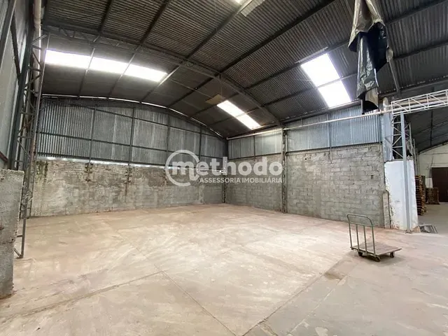 Galpão / Barracão com 491m², à venda, no bairro Fazenda Santa Cândida em Campinas