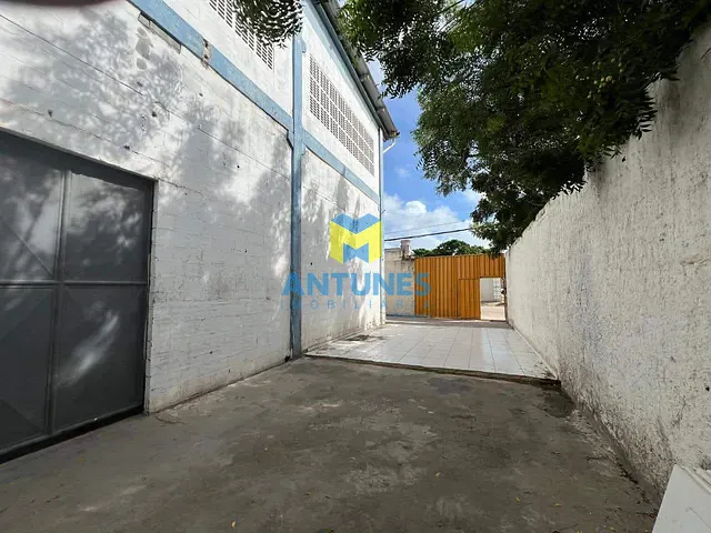 Galpão / Barracão com 450m², para alugar, no bairro Barra de Jangada em Jaboatão dos Guararapes