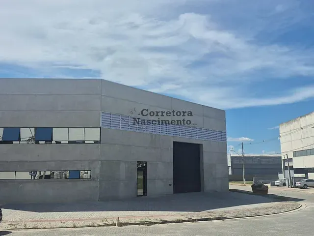 Galpão / Barracão com 1200m², para alugar, no bairro Rio Abaixo em Jacareí
