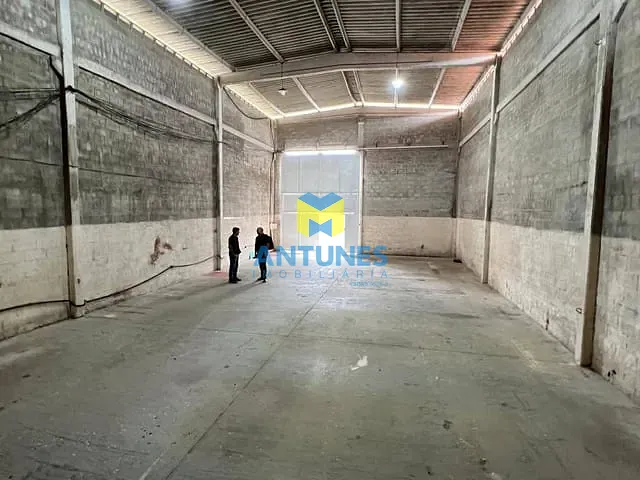 Galpão / Barracão com 300m², para alugar, no bairro Piedade em Jaboatão dos Guararapes