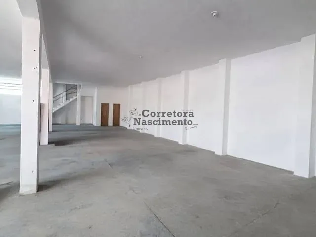 Galpão / Barracão para alugar, no bairro Jardim Esperança em Jacareí