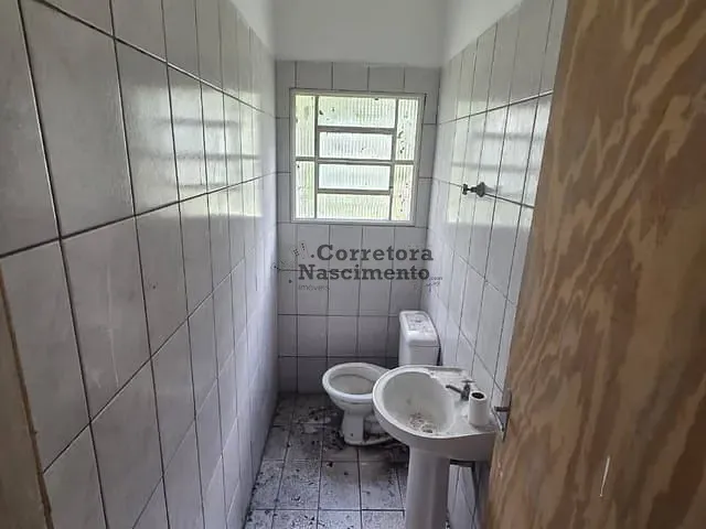 Galpão / Barracão para alugar, no bairro Jardim Esperança em Jacareí