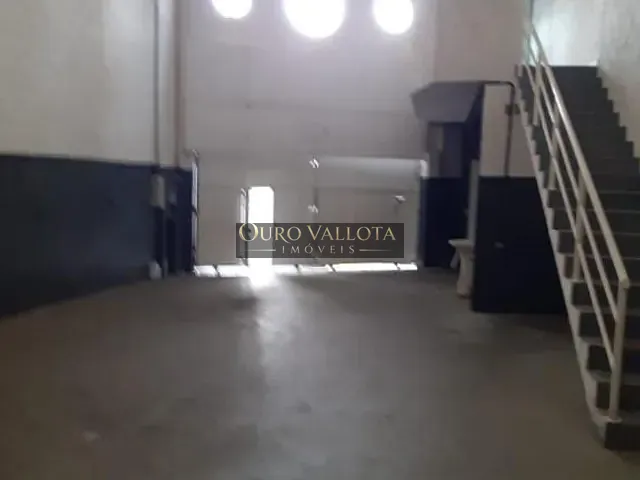 Galpão / Barracão com 180m², para alugar, no bairro Mooca em São Paulo