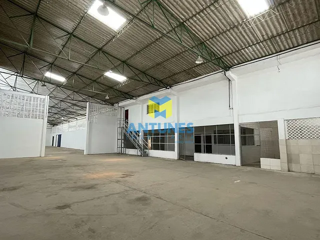 Galpão / Barracão com 1120m², para alugar, no bairro Jardim Jordão em Jaboatão dos Guararapes