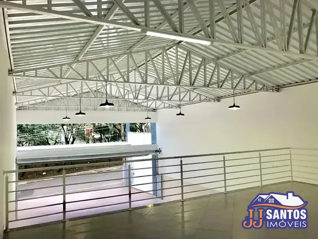 Galpão / Barracão com 332m², à venda, no bairro Parque Sevilha em São Paulo