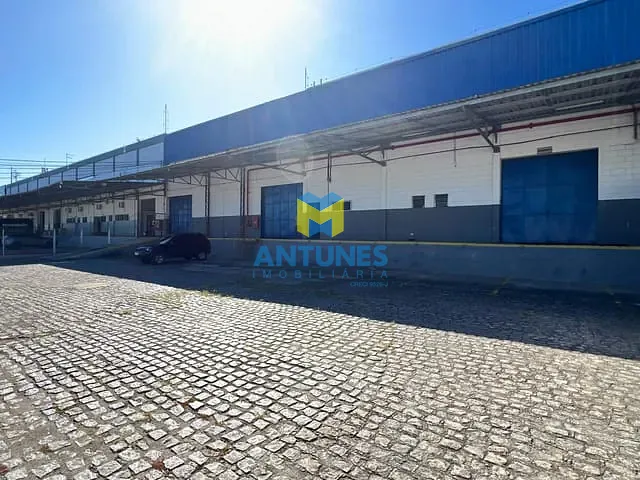 Galpão / Barracão com 2464m², para alugar, no bairro Prazeres em Jaboatão dos Guararapes